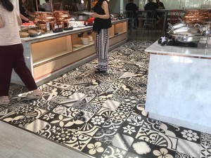 Perbedaan Keramik dan Granit, dari Bahan hingga Biaya