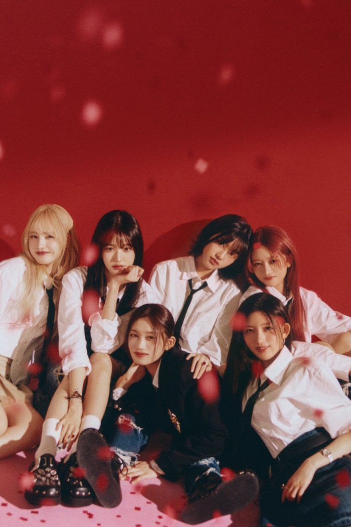 Adegan dalam MV Off The Record milik IVE.