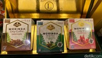 Berbagai produk olahan kelor dibuat dengan kemasan kekinian. Ada drip coffee dan drip tea yang dapat dibeli di La Moringa.