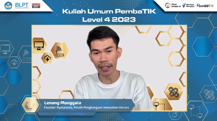 Lenang Manggala sampaikan cara menerapkan mindset inovator sebagai guru dalam acara Pembatik level 4 2023