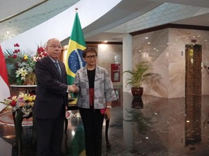 Menlu RI dan Brasil Teken Plan of Action Perkuat Kerja Sama Digital-Pangan