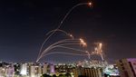 Saat Langit Israel Jadi Arena Perang Roket Hamas vs Iron Dome