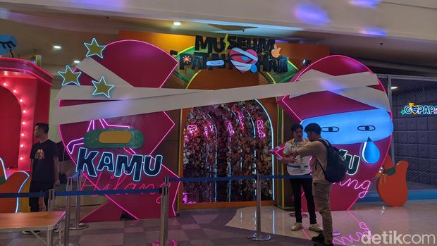 Museum Patah Hati di Braga Citywalk Bandung