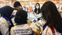 Para pencari kerja bisa mencari informasi lowongan pekerjaan hingga pelatihan kerja gratis di pameran tersebut.  