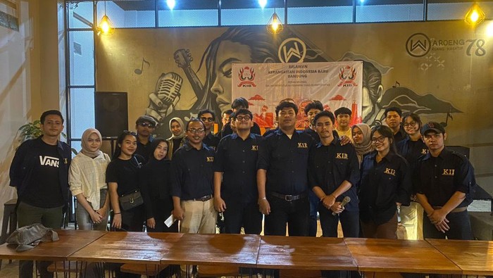 Relawan Milenial Kebangkitan Indonesia Baru (KIB) mendukung Ganjar Pranowo capres 2024