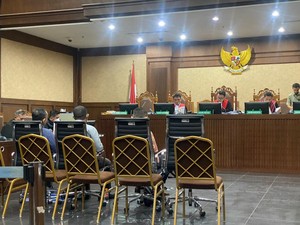 Anak Buah Terdakwa Kasus BTS Ngaku Antar Bingkisan Sebelum Dito Jadi Menteri