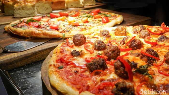 Taste of Italy: Roast & Grill di The Trans Hotel.