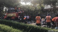 Haryoko mengatakan upaya pembersihan berlangsung sejak Minggu (8/10) malam hingga hari ini, Senin (9/10). Foto: Adji G Rinepta/detikJogja