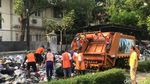 Bikin Bau! Ini Penampakan Sampah 60 Ton di Kotabaru Jogja