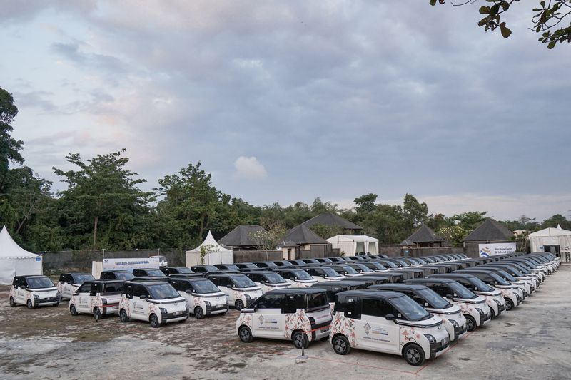 Wuling Air ev untuk KTT AIS 2023.