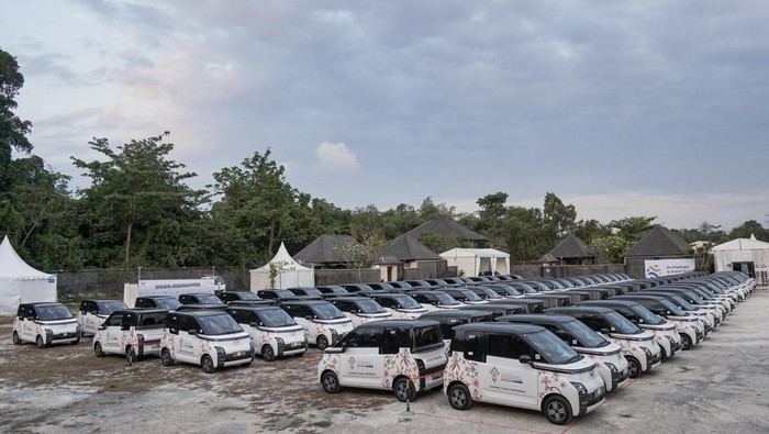 Wuling Air ev untuk KTT AIS 2023.