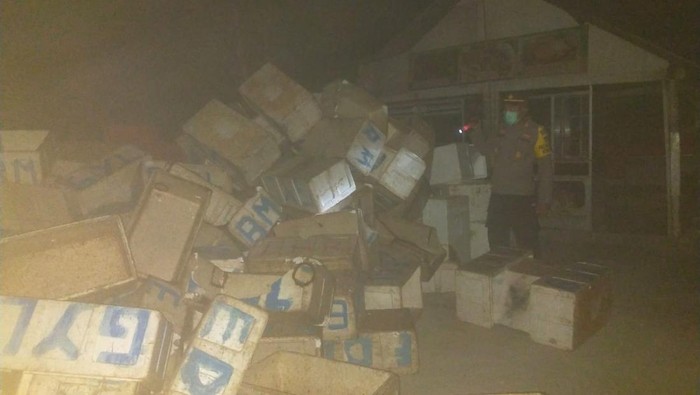 3 Gudang Pengepakan Ikan Pantai Tambakrejo Blitar Terbakar, Kerugian Rp 200 Juta
