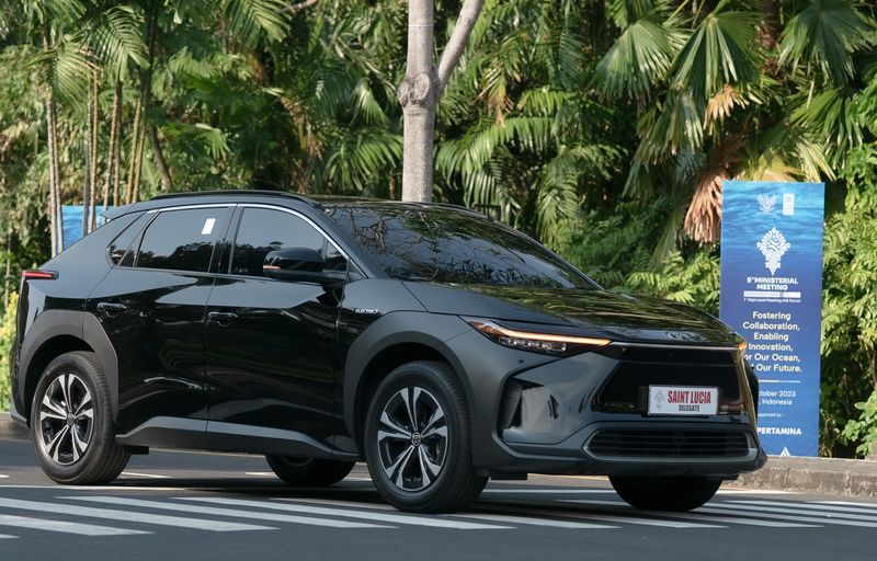 66 Toyota bZ4X Kawal penyelenggaraan KTT AIS 2023, di Bali.