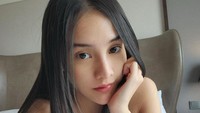 Anya Geraldine biasanya jomlo setahun karena belum menemukan pria yang cocok. (Foto: dok Instagram)