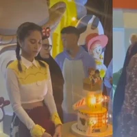 Azizah Salsha baru saja genap berusia 20 tahun pada 6 Oktober lalu. Untuk merayakan ulang tahunnya Azizah pun menggelar sebuah pesta bertema Toy Story. Foto: Instagram