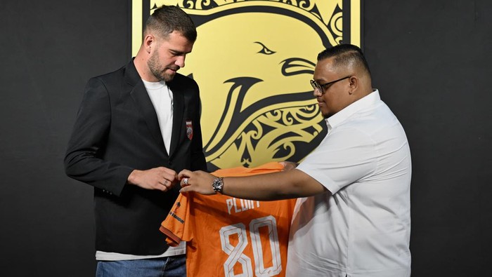 Borneo FC perkenalkan Wiljan Pluim.