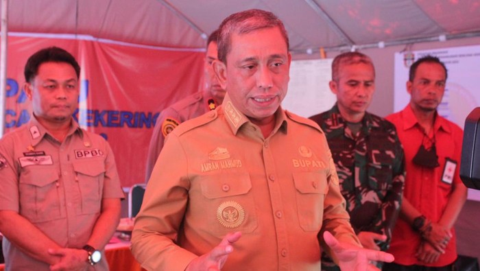 Bupati Wajo Amran Mahmud.