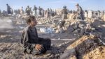 Duka Warga Afghanistan Saat Pemakaman Massal Ribuan Korban Gempa