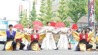 Tsu Matsuri festival tahunan dengan atraksi tarian di jalanan utama pusat kota Tsu