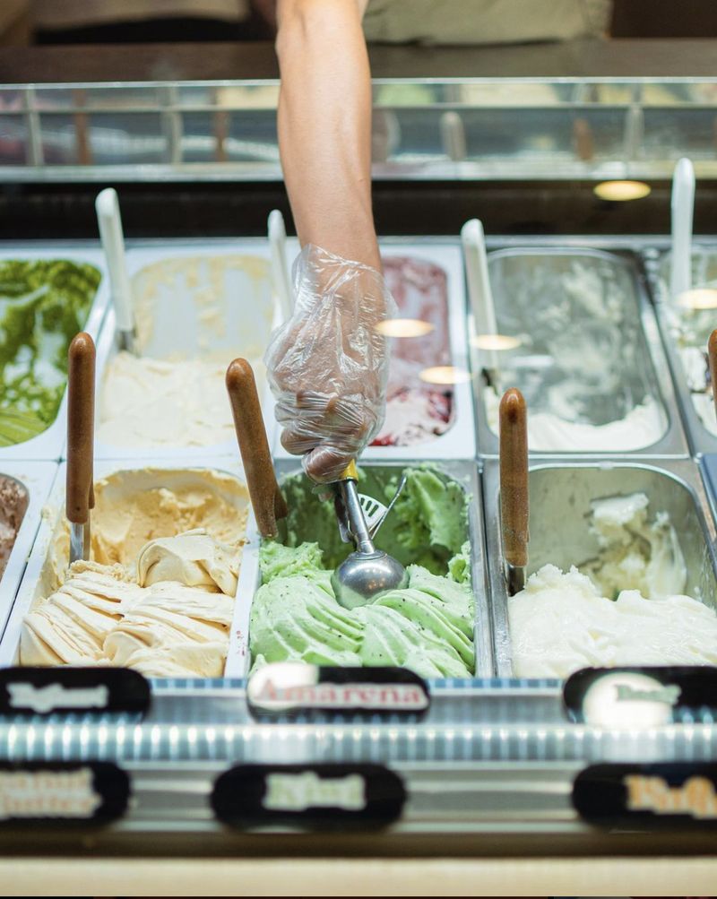 Heboh! Toko Gelato di Jakarta Rugi Gegara Pegawai Curi Rp 45 Juta Lewat QRIS