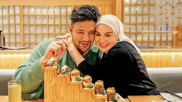 Irish Bella dan Ammar Zoni Dulu Sering Kulineran, Sushi hingga Burger