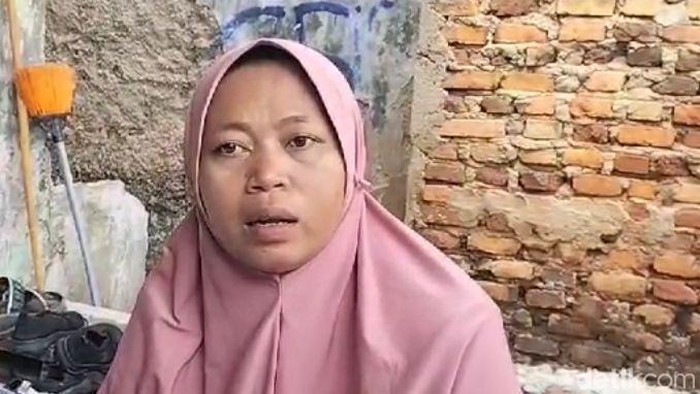 Jahra, ibu korban menceritakan detik-detikputranya diserang monyet liar.