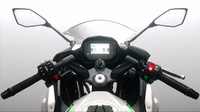 Ada tiga opsi mode berkendara yang ditawarkan yaitu Sport-Hybrid, Eco-Hybrid, dan EV. Foto: Kawasaki Motor