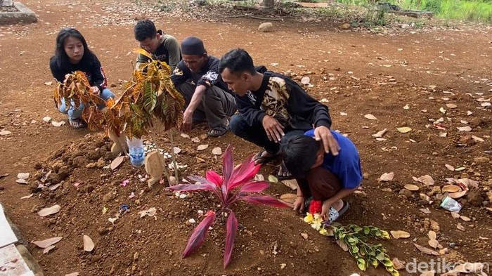 Keluarga Dini di Sukabumi