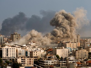 Hampir Seluruh Maskapai di Dunia Tunda Penerbangan ke Israel