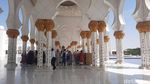 Jemaah Umrah NRA Nikmati Megahnya Masjid Sheikh Zayed di Abu Dhabi