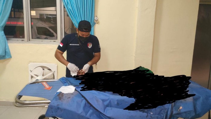 Mayat pria ditemukan di Jalinsum Ogan Ilir dalam kondisi hancur.