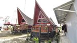 Mengintip Sarhunta di Danau Toba