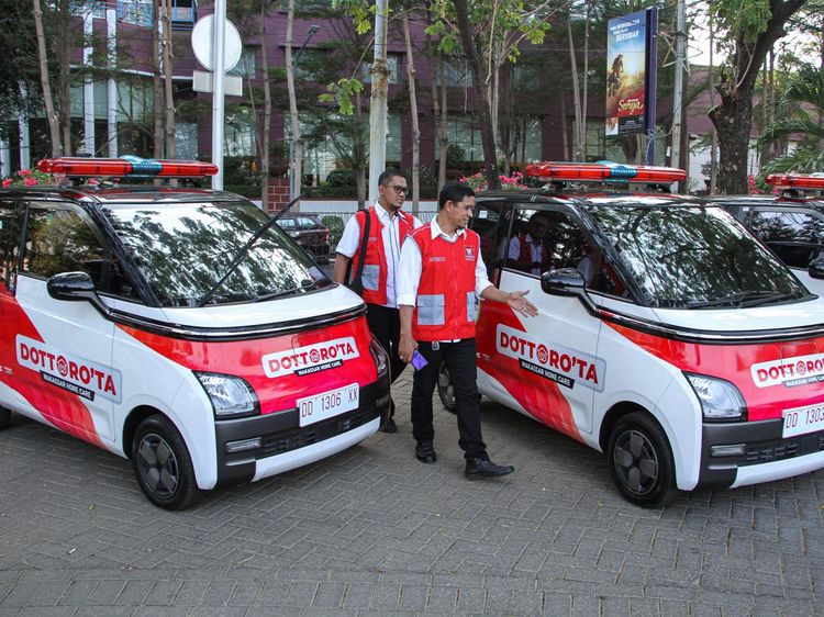 Pemkot Makassar Sebar 47 Mobil Listrik untuk Layanan Puskesmas