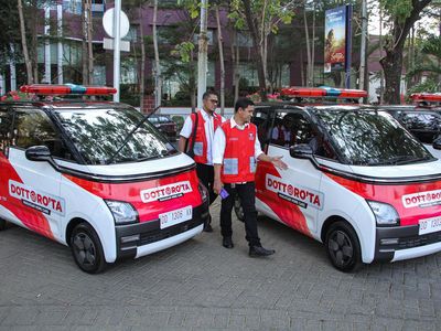 Pemkot Makassar Sebar 47 Mobil Listrik untuk Layanan Puskesmas