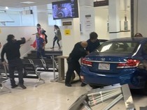 Mobil Seruduk Konsulat China di San Fransisco, Pengemudi Ditembak Mati