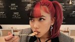 Momen Isyana Sarasvati Cicip Daging di Korea hingga Ayam di New York