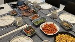 Momen Isyana Sarasvati Cicip Daging di Korea hingga Ayam di New York