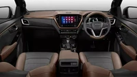 Masuk ke dalam kabin, Isuzu D-Max kini lebih modern. Foto: Isuzu
