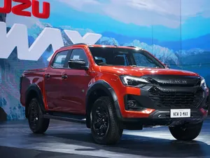 Isuzu Siap Penuhi Kebutuhan Transportasi hingga Logistik di Indonesia