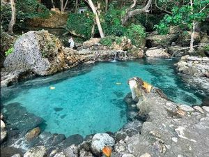 Pesona Pantai Tembeling Nusa Penida: Lokasi, Tiket Masuk, Hingga Daya Tarik