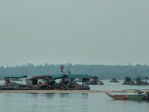 Penambang Timah di Bangka Belitung Waswas