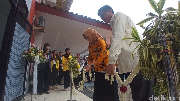 Peresmian Pojok Statistik di Kampus UI Depok Peresmian Pojok Statistik di Kampus UI Depok