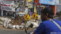 Proyek yang dikerjakan sejak 5 Mei 2023 progressnya kini mencapai 84,12 persen dengan target 30 November 2023.