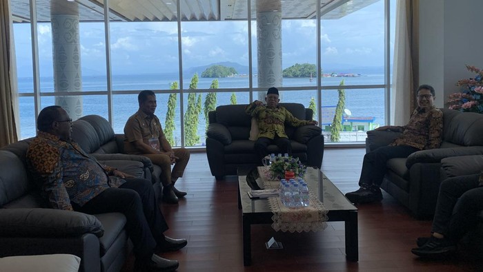 Ruang kerja Maruf Amin saat berkantor di Gedung Kantor Gubernur Papua