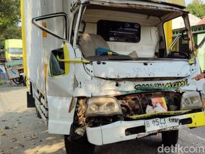 5 Kendaraan Terlibat Tabrakan Beruntun di Mlese Klaten