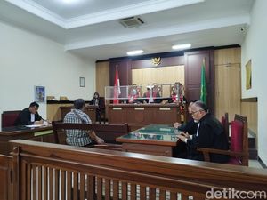 PT Bromo Panuluh Steel yang Didakwa Mencuri Listrik Rp 4 M Divonis Bebas