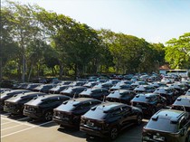 Bukan Turun Harga, Ini Sebabnya Toyota bZ4X Ada yang Dijual Rp 600 Jutaan
