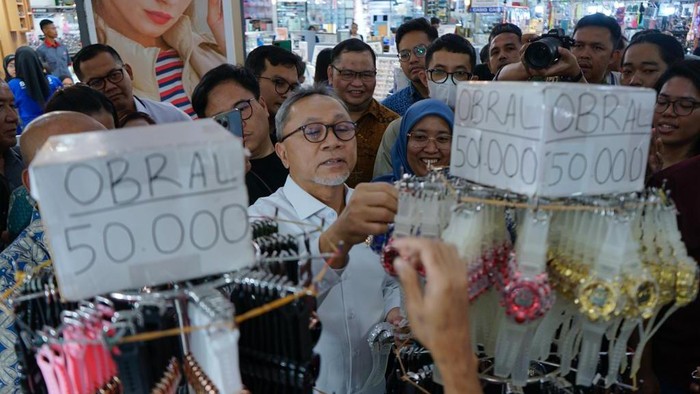 Upaya Memberantas Gempuran Barang Impor Ilegal di RI Upaya Memberantas Gempuran Barang Impor Ilegal di RI