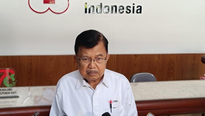 Wakil Presiden RI ke-10 dan ke-12 Jusuf Kalla (JK) selaku Ketua Umum Palang Merah Indonesia (PMI)