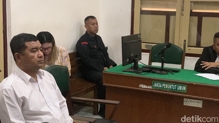 AKP Hafiz saat menjalani sidang vonis di PN Medan. (Raja Malo Sinaga/detikSumut)